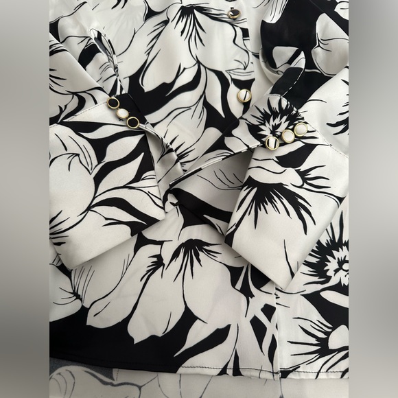 House Of Harlow Blouse - Picture 4 of 8